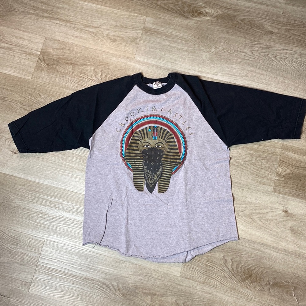 Vintage Crooks and Castles baseball tee Size Large